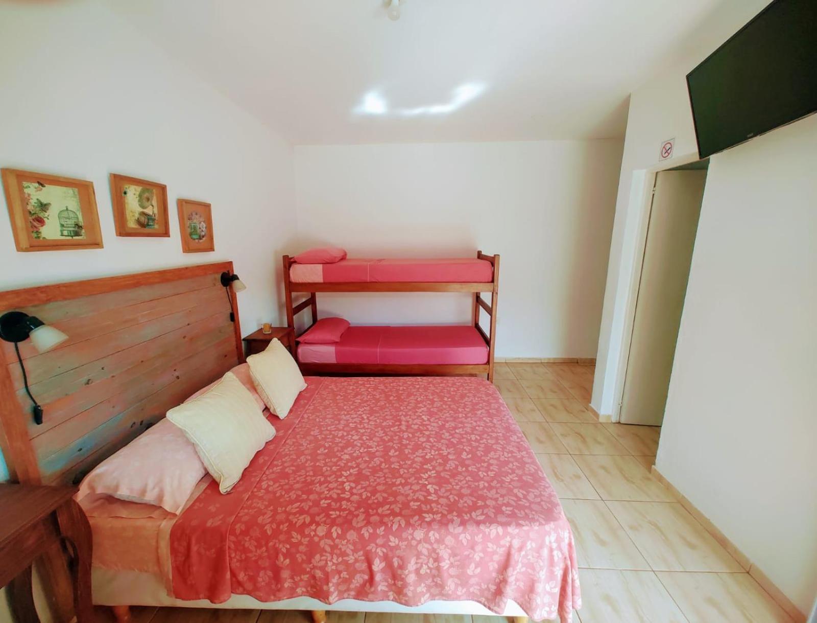 Complejo Alma Misionera Hotel ปูแอร์โตอีกวาซู ภายนอก รูปภาพ