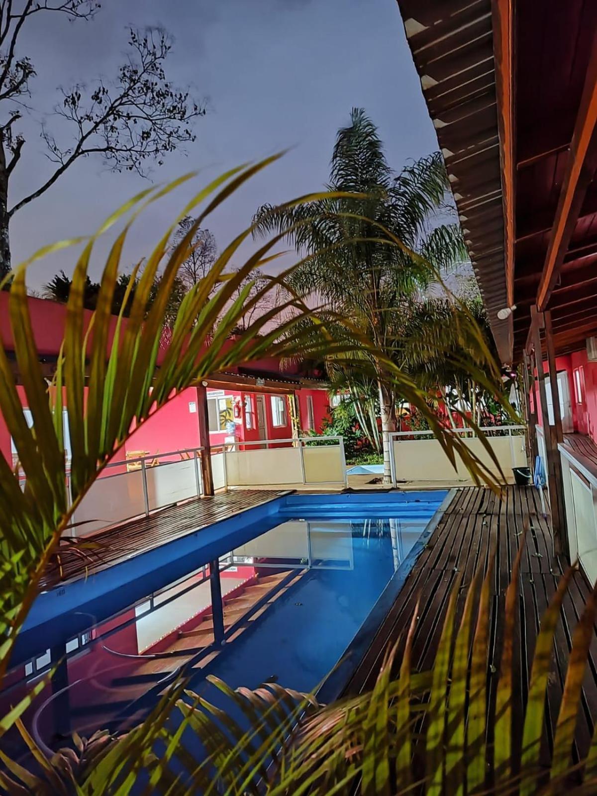 Complejo Alma Misionera Hotel ปูแอร์โตอีกวาซู ภายนอก รูปภาพ