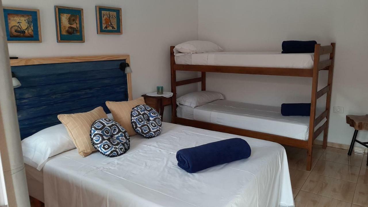 Complejo Alma Misionera Hotel ปูแอร์โตอีกวาซู ภายนอก รูปภาพ